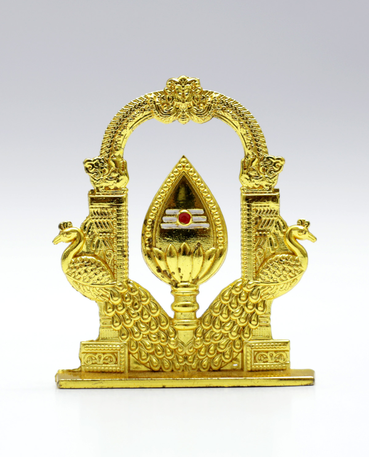 Vel with Peacock Arch Frame